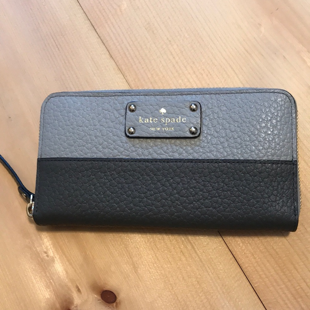 Kate Spade Wallet ♠️
